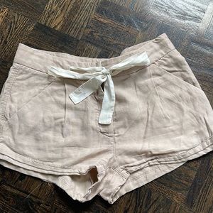 Aritzia Wilfred linen shorts